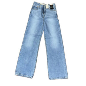 NWT Levi's Ribcage Wide Leg 25x32
